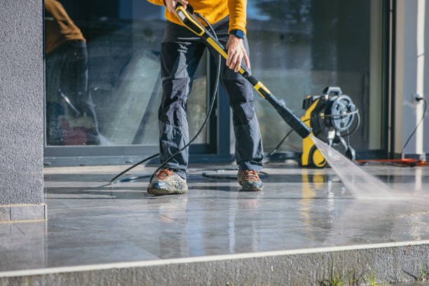 Professional Pressure Washing Services in Astatula, FL